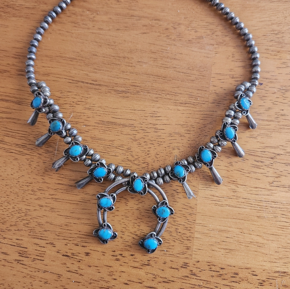 Turquoise necklace and silver
